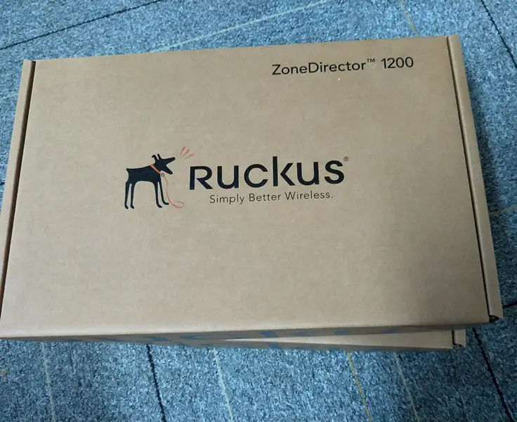 901-3050-CN00 Ruckus वायरलेस कंट्रोलर ज़ोनडायरेक्टर 3000 सीरियल ZD3050 AC3050 50 AP तक के लिए लाइसेंस प्राप्त