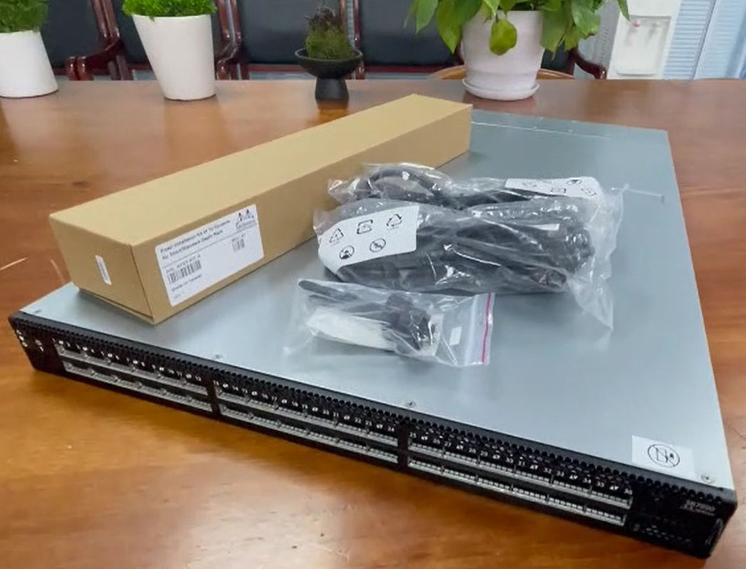 MQM8790-HS2F मेलानॉक्स इनफिनिबैंड स्विच 40 QSFP56 पोर्ट HDR 2 पावर सप्लाई P2C एयरफ्लो